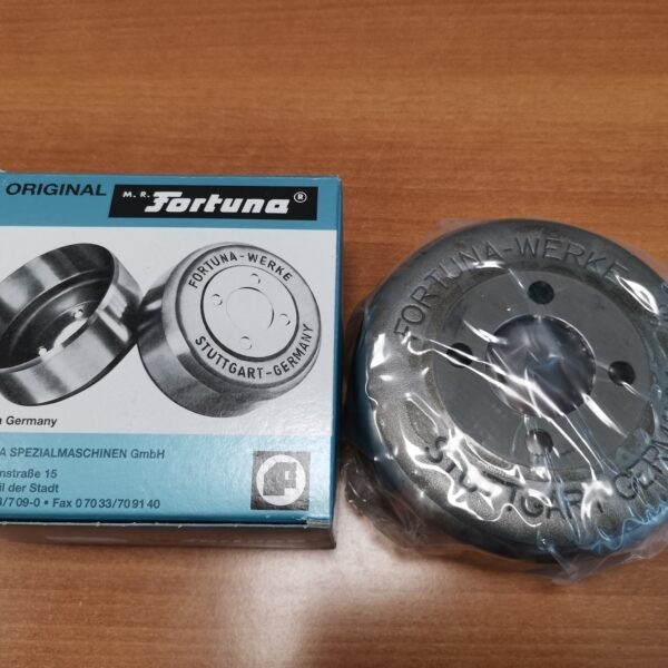 Нож чашечный для спускания края кожи