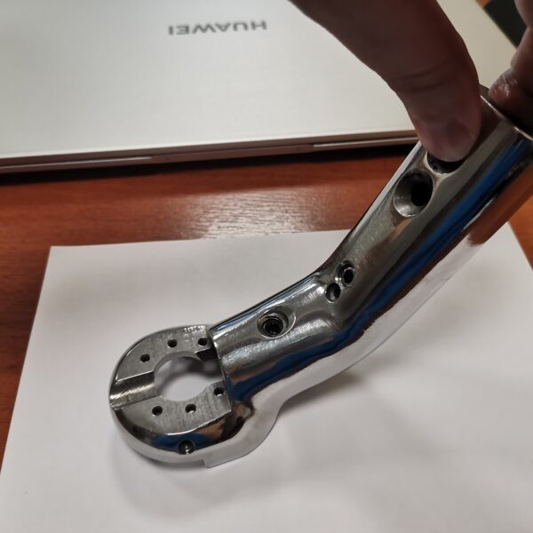 4.05.201 Лапководитель в сборе к Famas 224