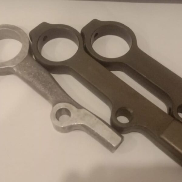 120.082 шатун Strobel