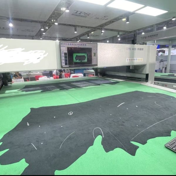 Ковёр для раскройного комплекса с кордом